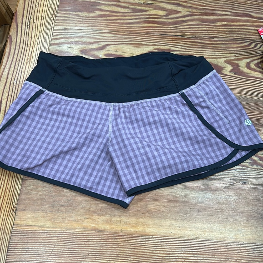 Lululemon speed up shorts size 4 women’s